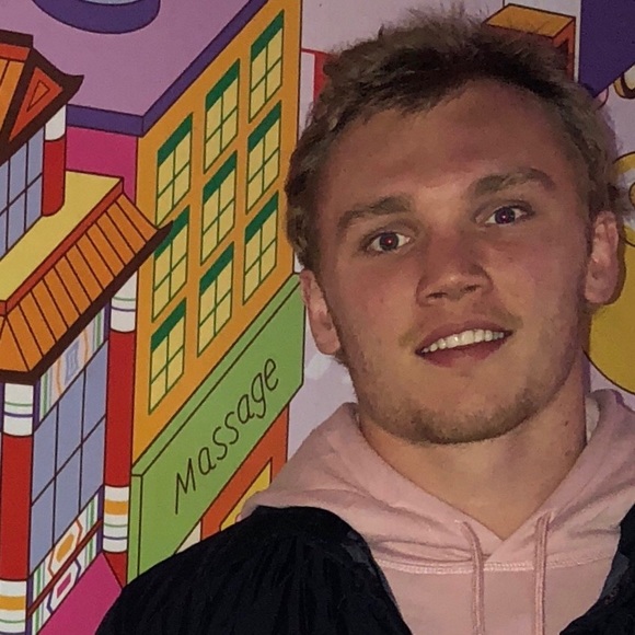 Meet your Posher, Matthew - Picture 1 of 1